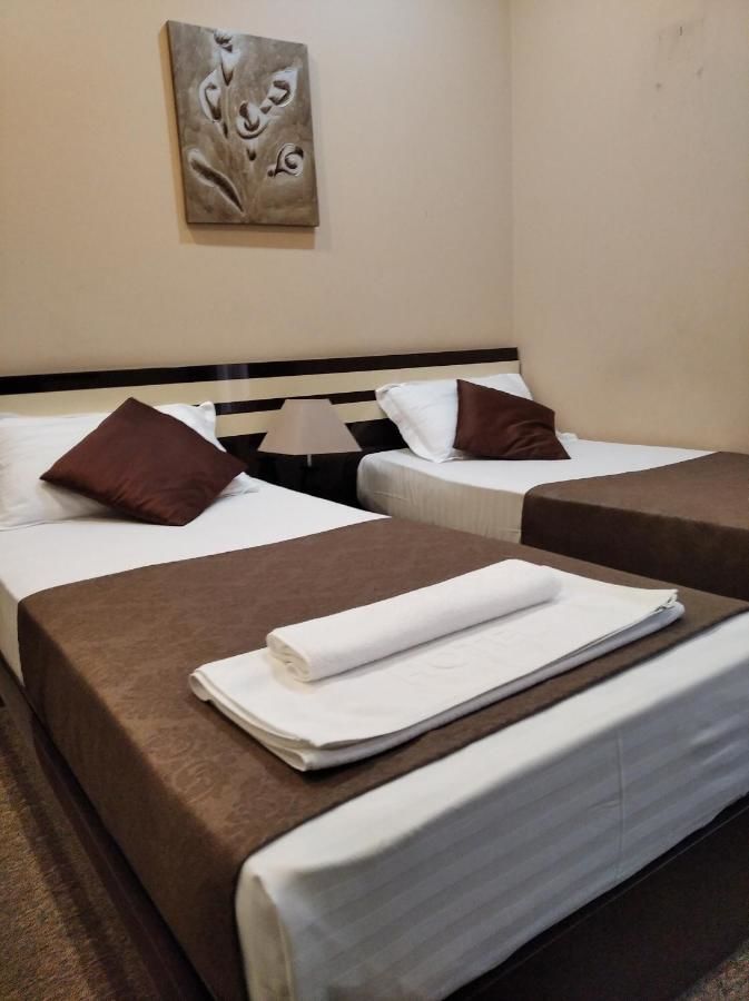 Отель Hotel Diplomat Тбилиси-30