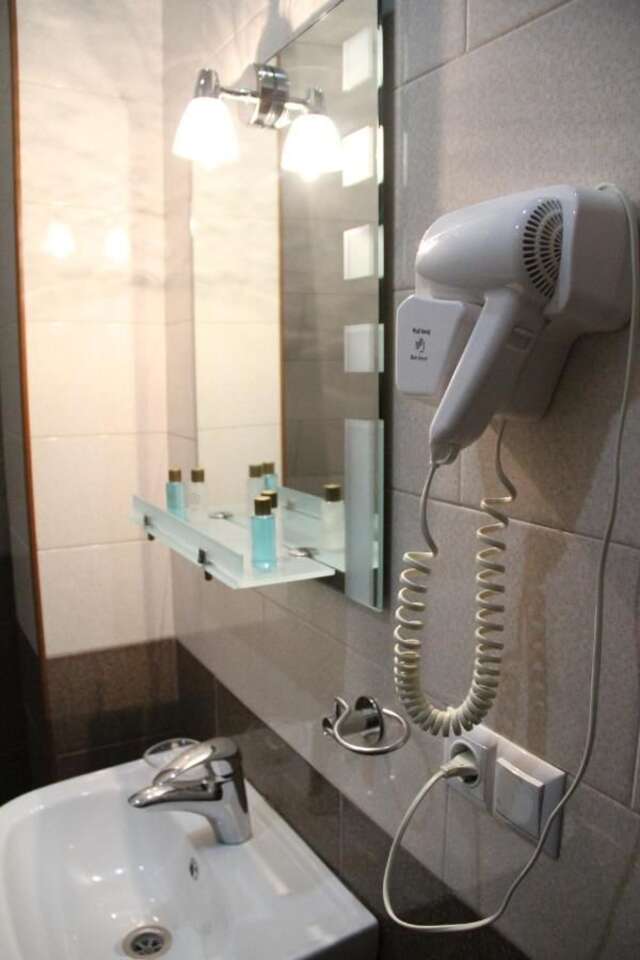 Отель Hotel Diplomat Тбилиси-41