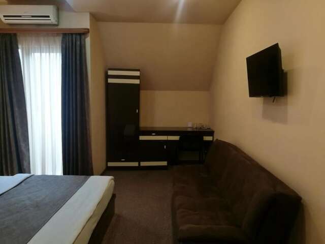 Отель Hotel Diplomat Тбилиси-55